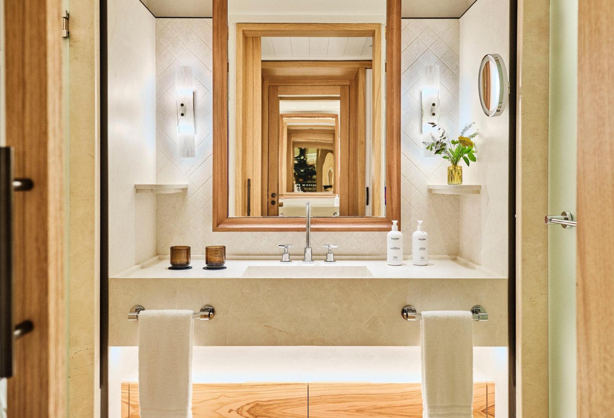 Four Seasons Resort Mallorca At Formentor 波连萨港 外观 照片